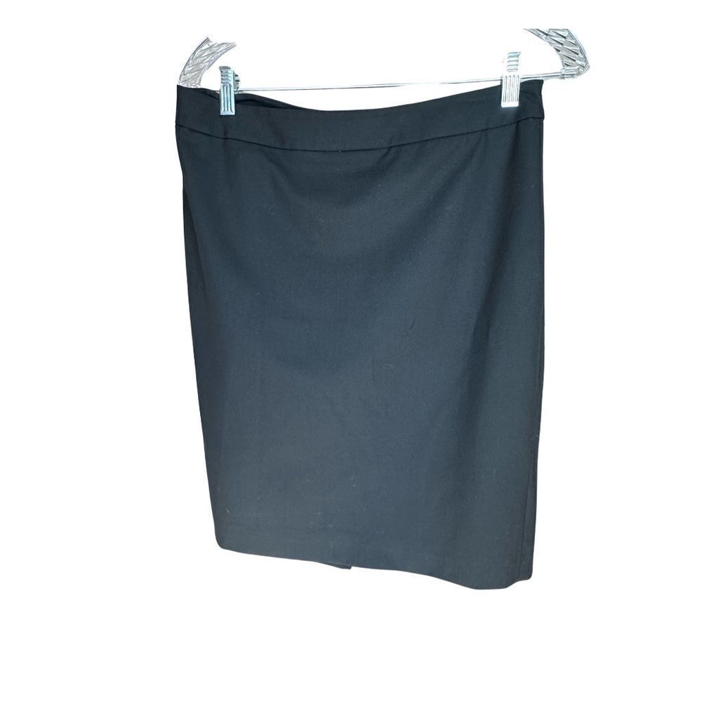 Loft Black Pencil Skirt with Back Kick Pleat - Lined  Size 4